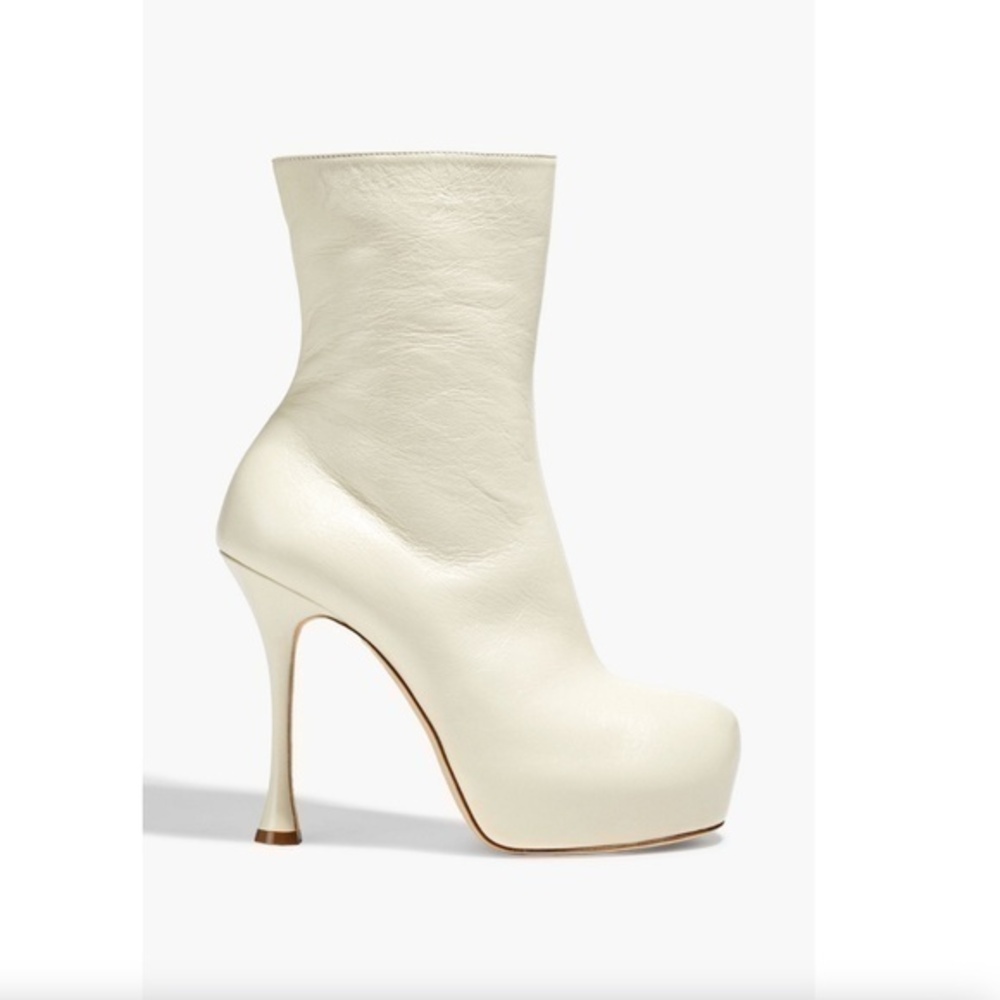 Magda Butrym Glossed-Leather Platform Ankle Boots In White Size 39 1/2 (9.5)